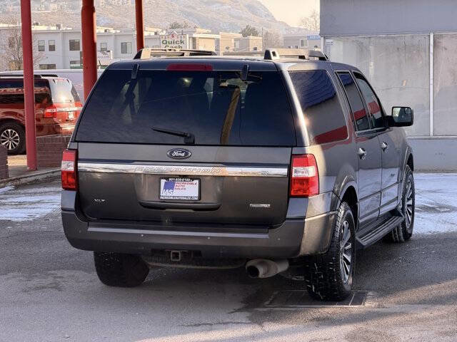 Used 2016 Ford Expedition EL XLT image 4