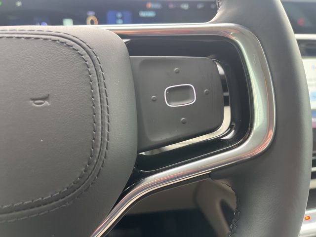 Used 2026 Lincoln Nautilus Premier image 30