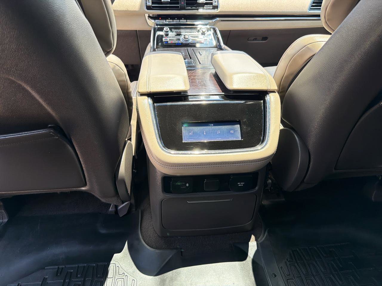 Used 2022 Lincoln Navigator L Reserve RWD image 24