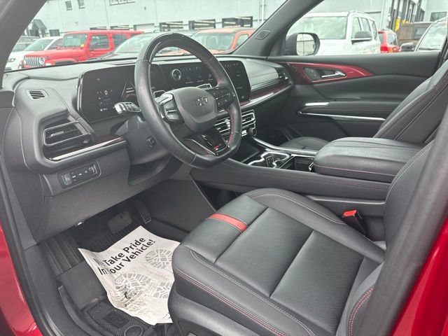 Used 2024 Chevrolet Traverse RS w/ LPO, Floor Liner Package AWD/4WD image 9