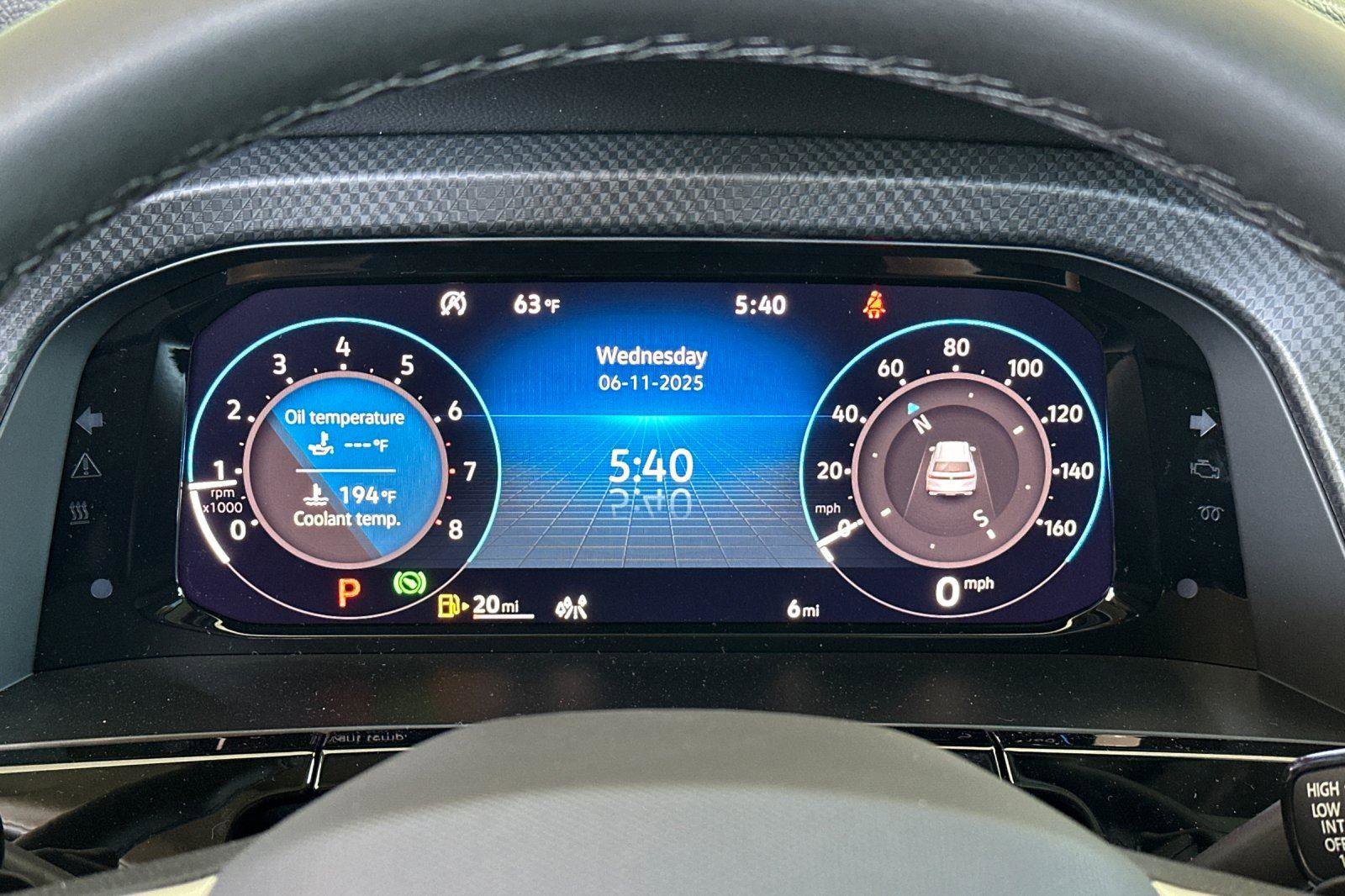 New 2025 Volkswagen Atlas Peak Edition SE image 24