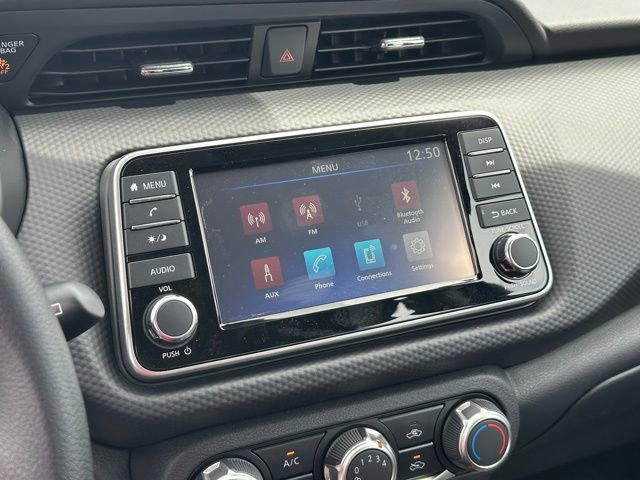 Used 2025 Nissan Kicks Play S image 38