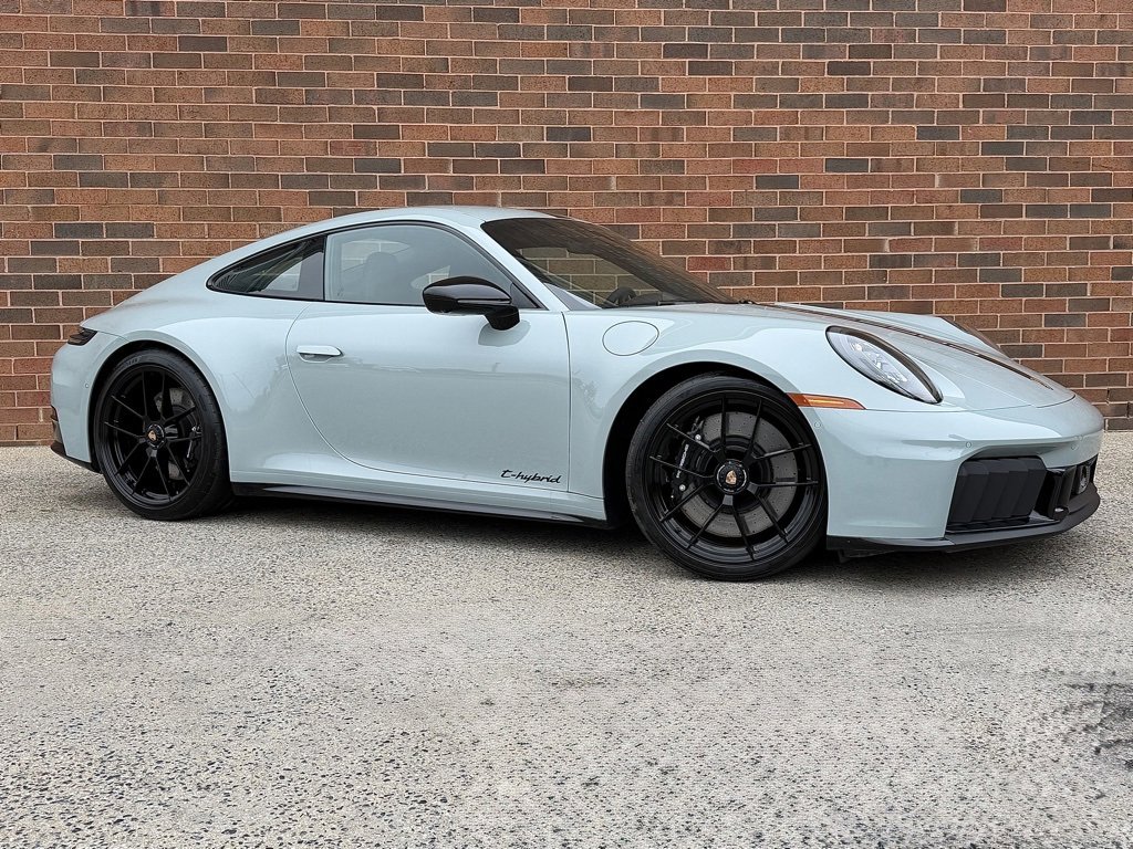 Certified 2025 Porsche 911 Carrera 4 GTS image 9