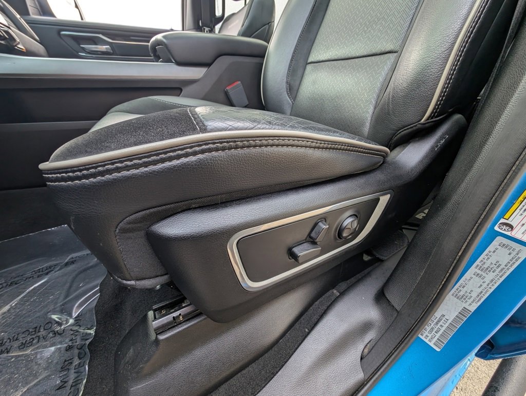 Used 2021 RAM 1500 Laramie w/ Sport Appearance Package image 15