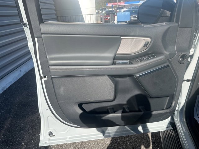 New 2025 Ford Expedition Max Active image 11