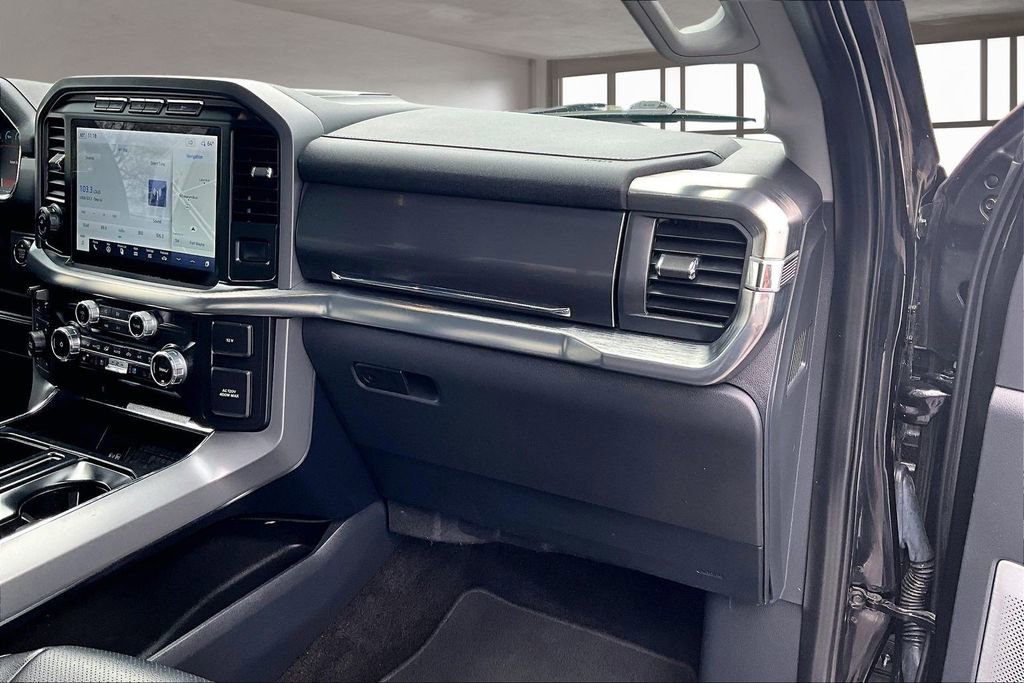 Used 2022 Ford F150 Lariat w/ Equipment Group 502A High AWD/4WD image 18