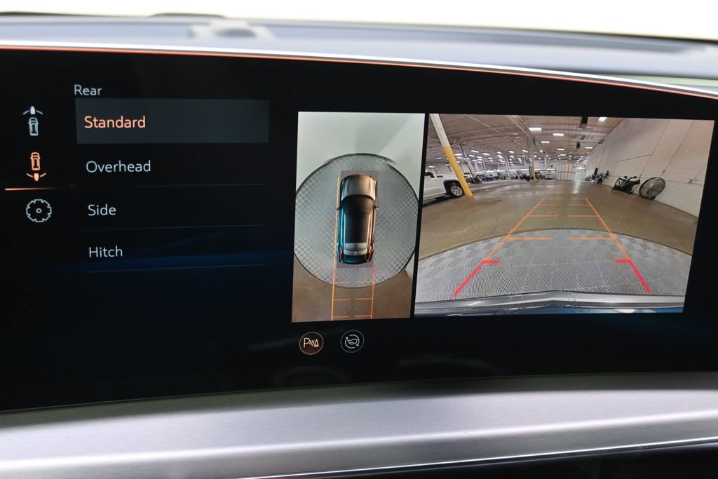 New 2025 Cadillac Lyriq Luxury w/ Nappa Leather Package AWD/4WD image 28