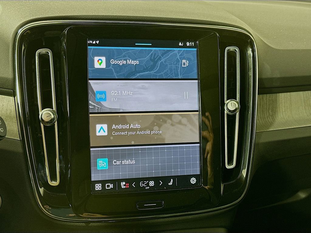 Used 2023 Volvo XC40 B5 Plus w/ Driver Assist Package image 21