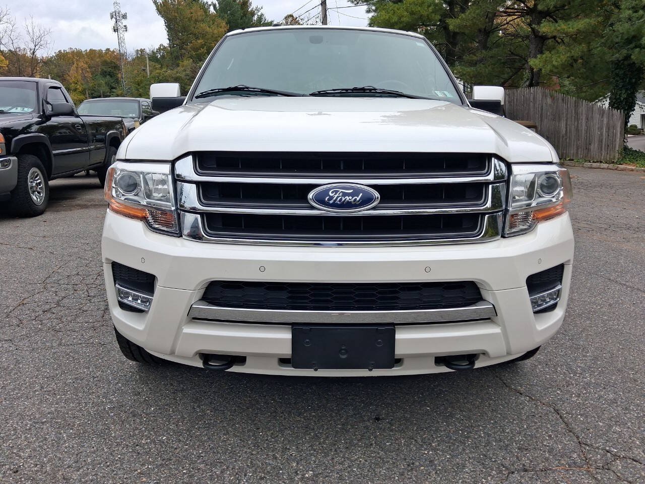 Used 2017 Ford Expedition Max Limited AWD/4WD image 5