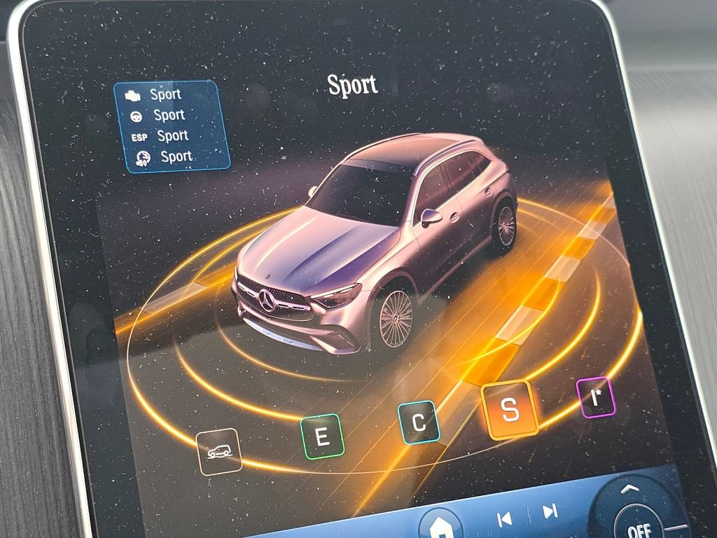 Certified 2026 Mercedes-Benz GLC 300 4MATIC image 35