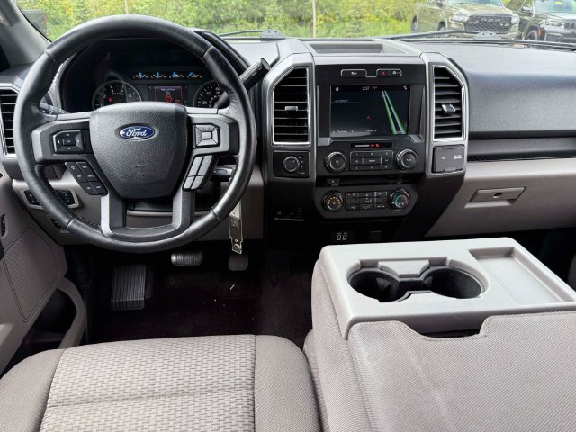 Used 2017 Ford F150 XLT w/ Equipment Group 302A Luxury AWD/4WD image 14