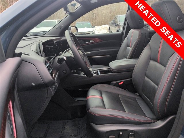 Used 2024 Chevrolet Traverse RS image 20