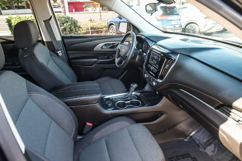 Used 2020 Chevrolet Traverse LS w/ LPO, Floor Liner Package FWD image 14
