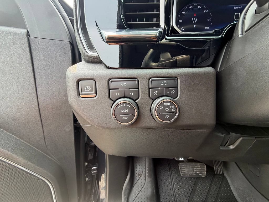 Used 2023 Chevrolet Silverado 1500 RST w/ LPO, Dark Essentials Package AWD/4WD image 3