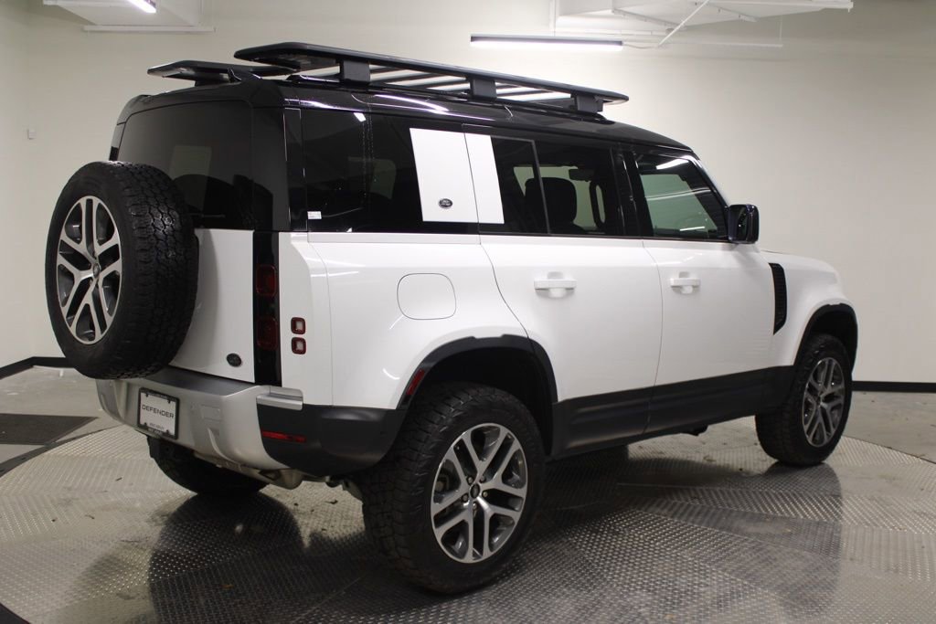 Used 2020 Land Rover Defender 110 HSE AWD/4WD image 7