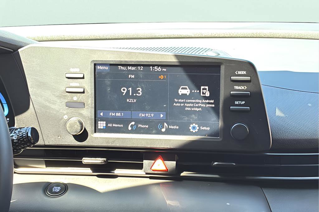 Certified 2025 Hyundai Elantra Sport image 18