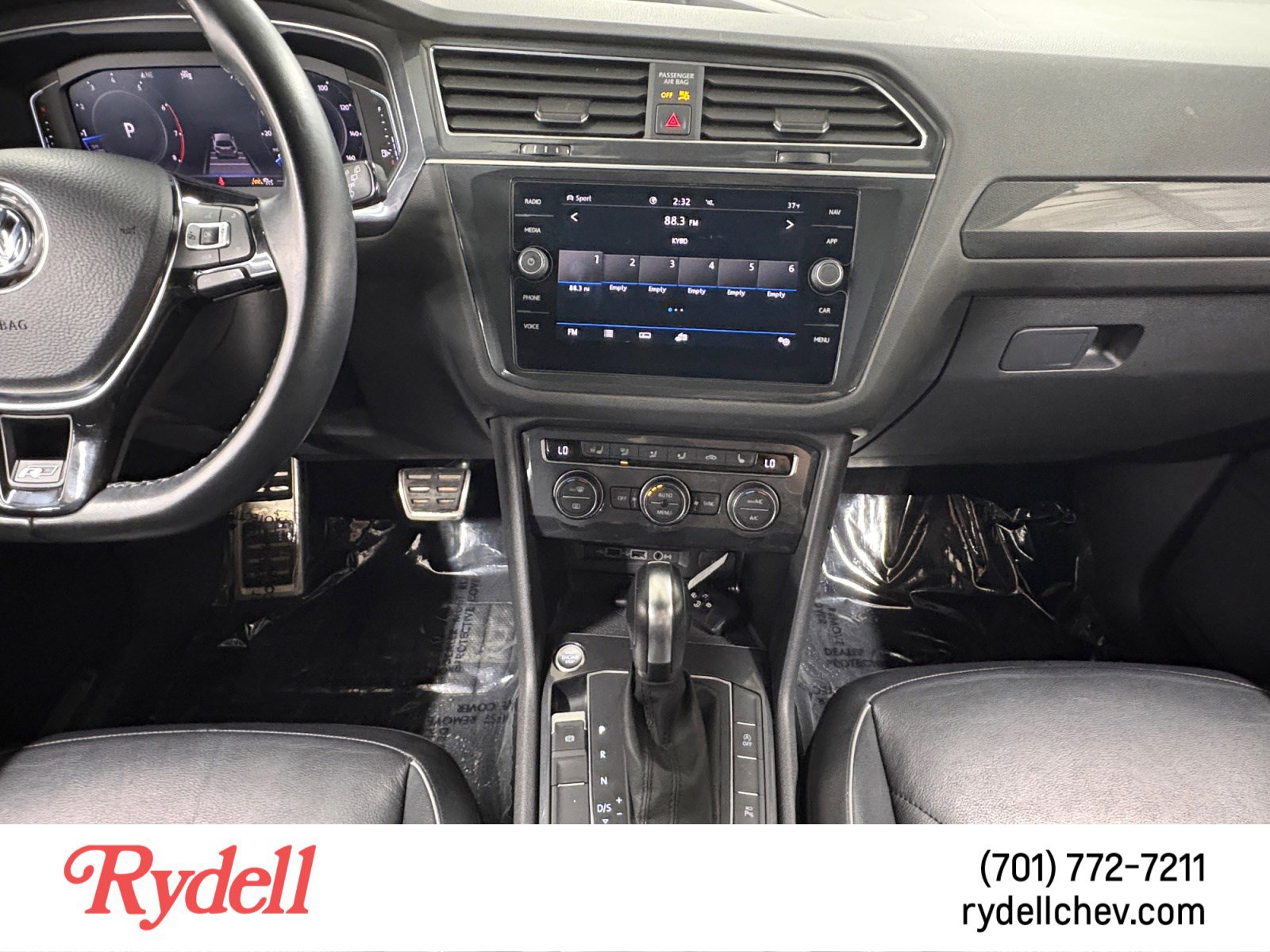 Used 2020 Volkswagen Tiguan SEL Premium R-Line w/ 3rd Row Seat Package image 15