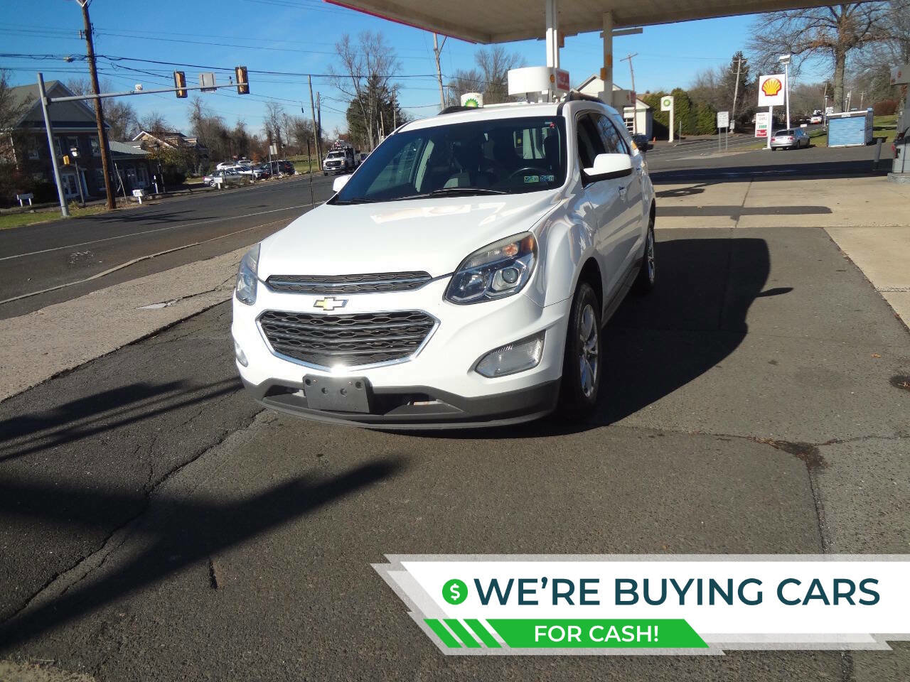 Used 2017 Chevrolet Equinox LT w/ Convenience Package image 1