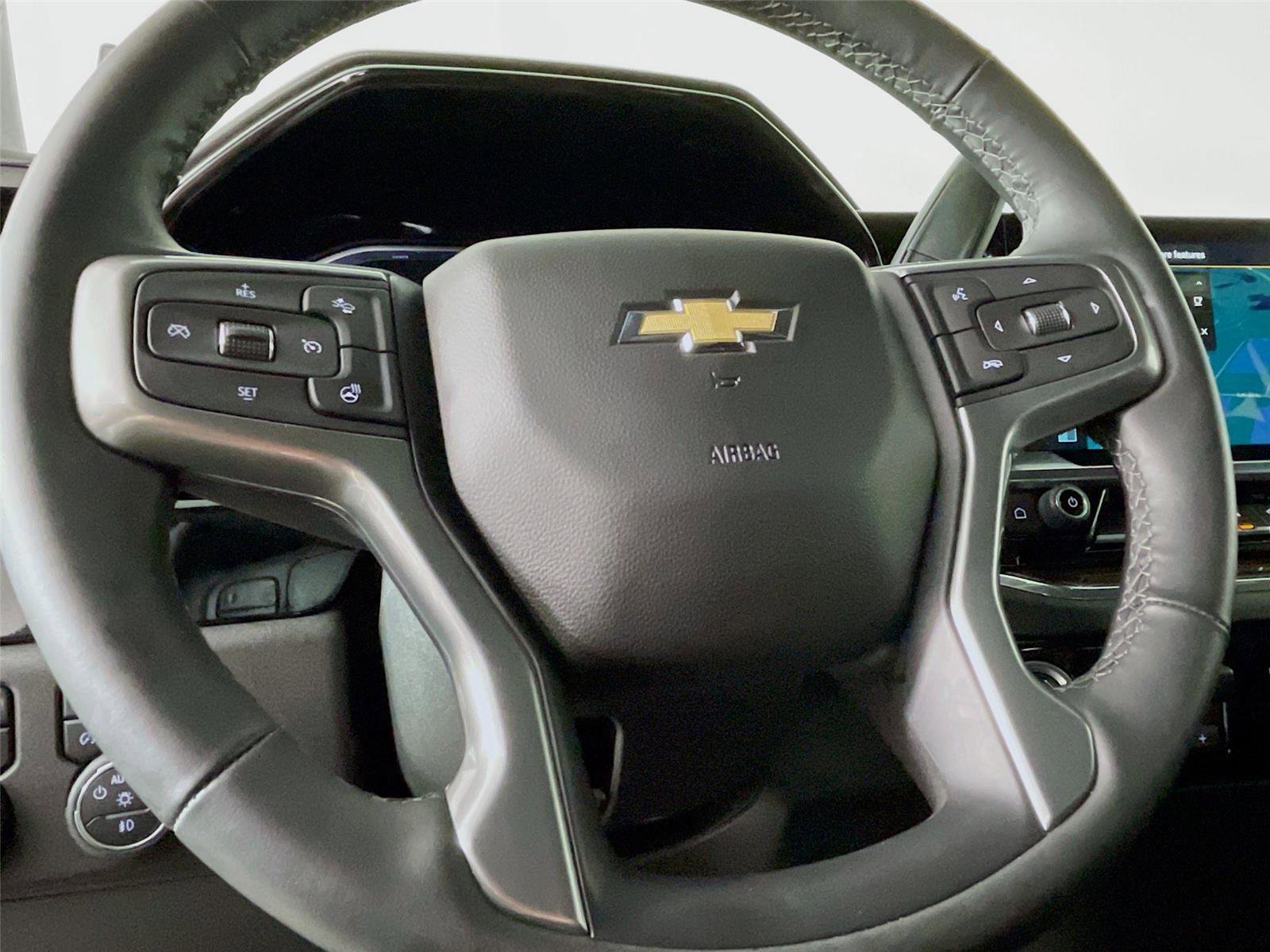 Used 2025 Chevrolet Silverado 2500 LT w/ Safety Package image 14