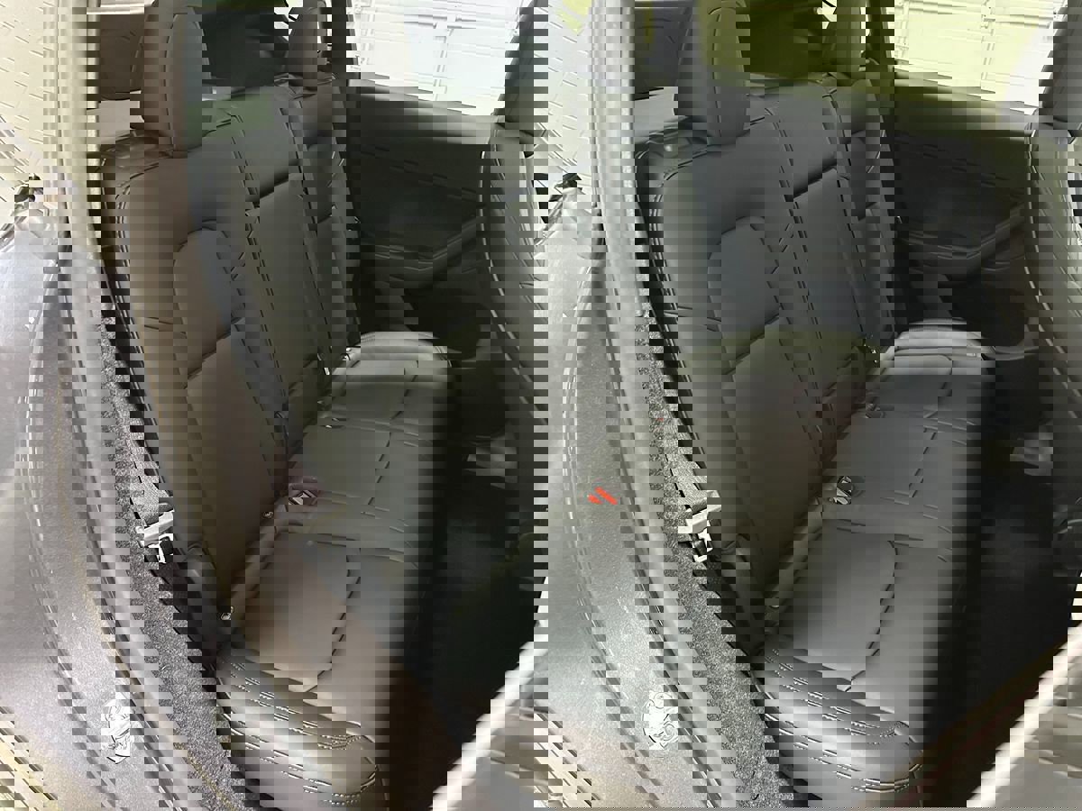 Used 2023 Tesla Model Y Long Range image 16