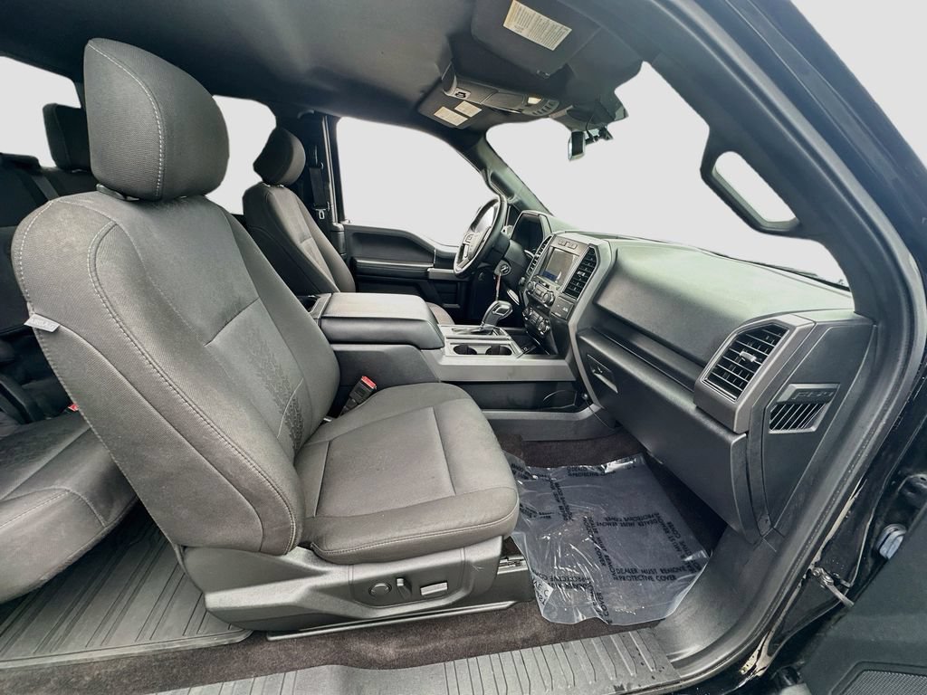 Used 2019 Ford F150 XLT w/ Equipment Group 302A Luxury AWD/4WD image 23