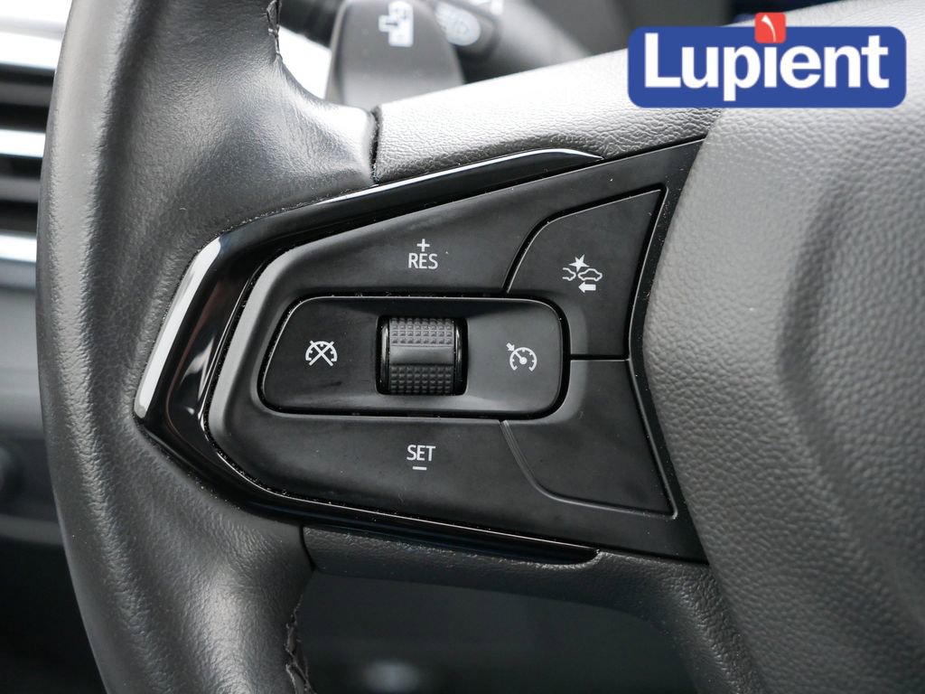 Used 2023 Chevrolet Bolt EUV Premier image 23