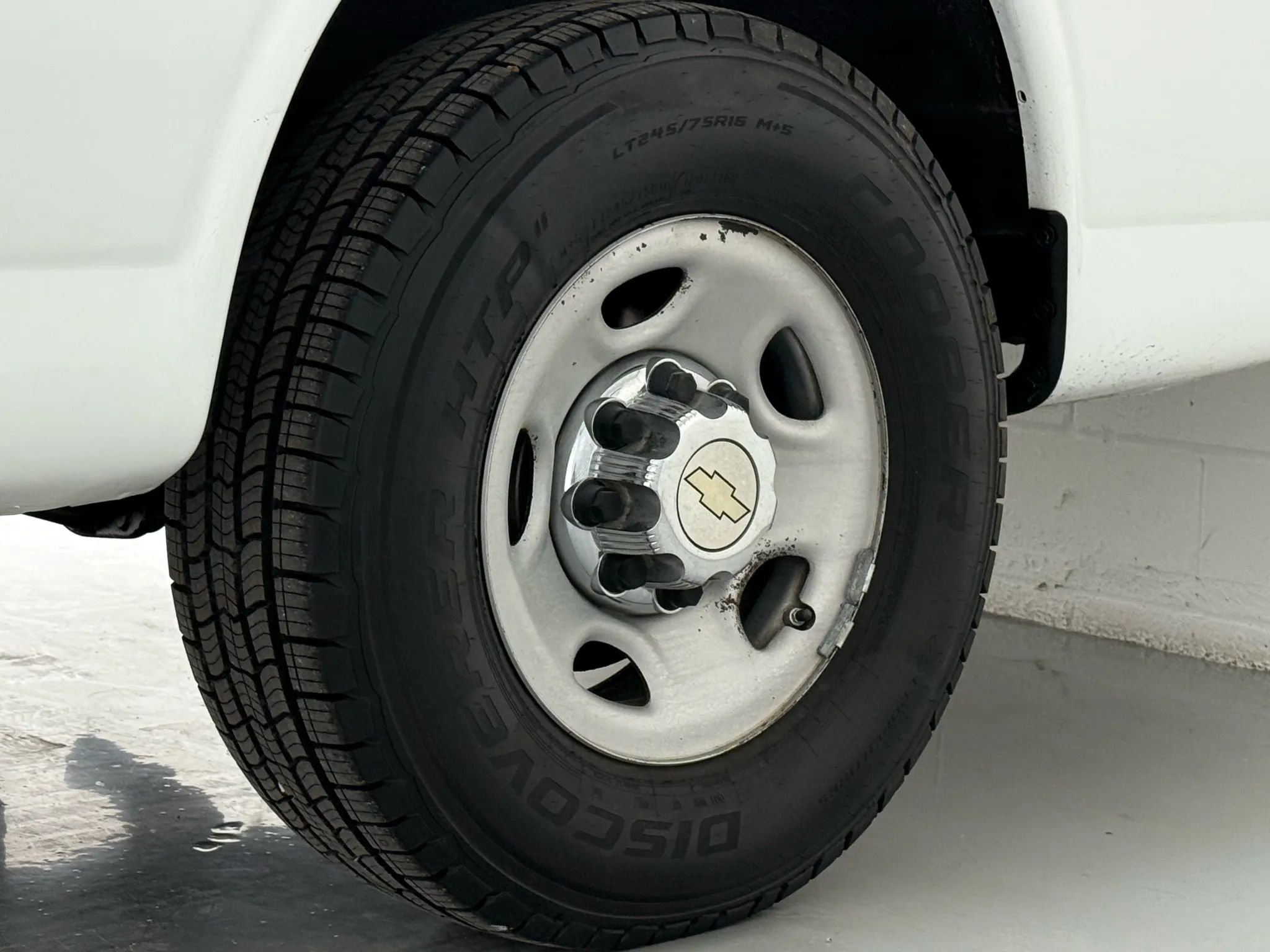 Used 2012 Chevrolet Express 3500 LT w/ LT Preferred Equipment Group image 32