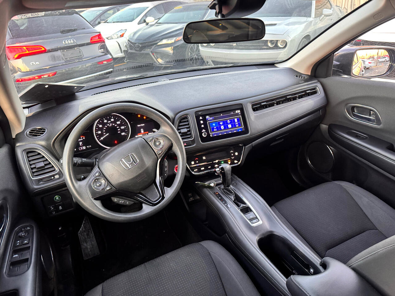 Used 2021 Honda HR-V EX image 9