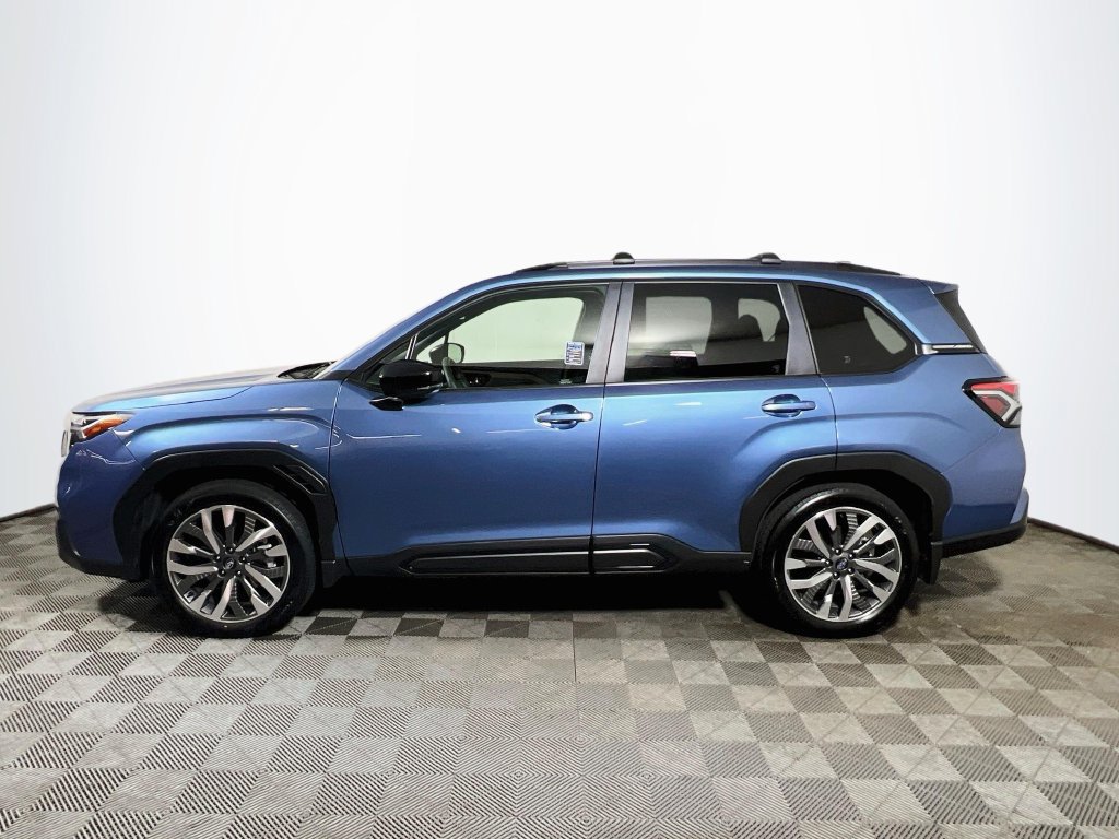 Certified 2025 Subaru Forester Touring w/ Popular Package - Touring AWD/4WD image 4
