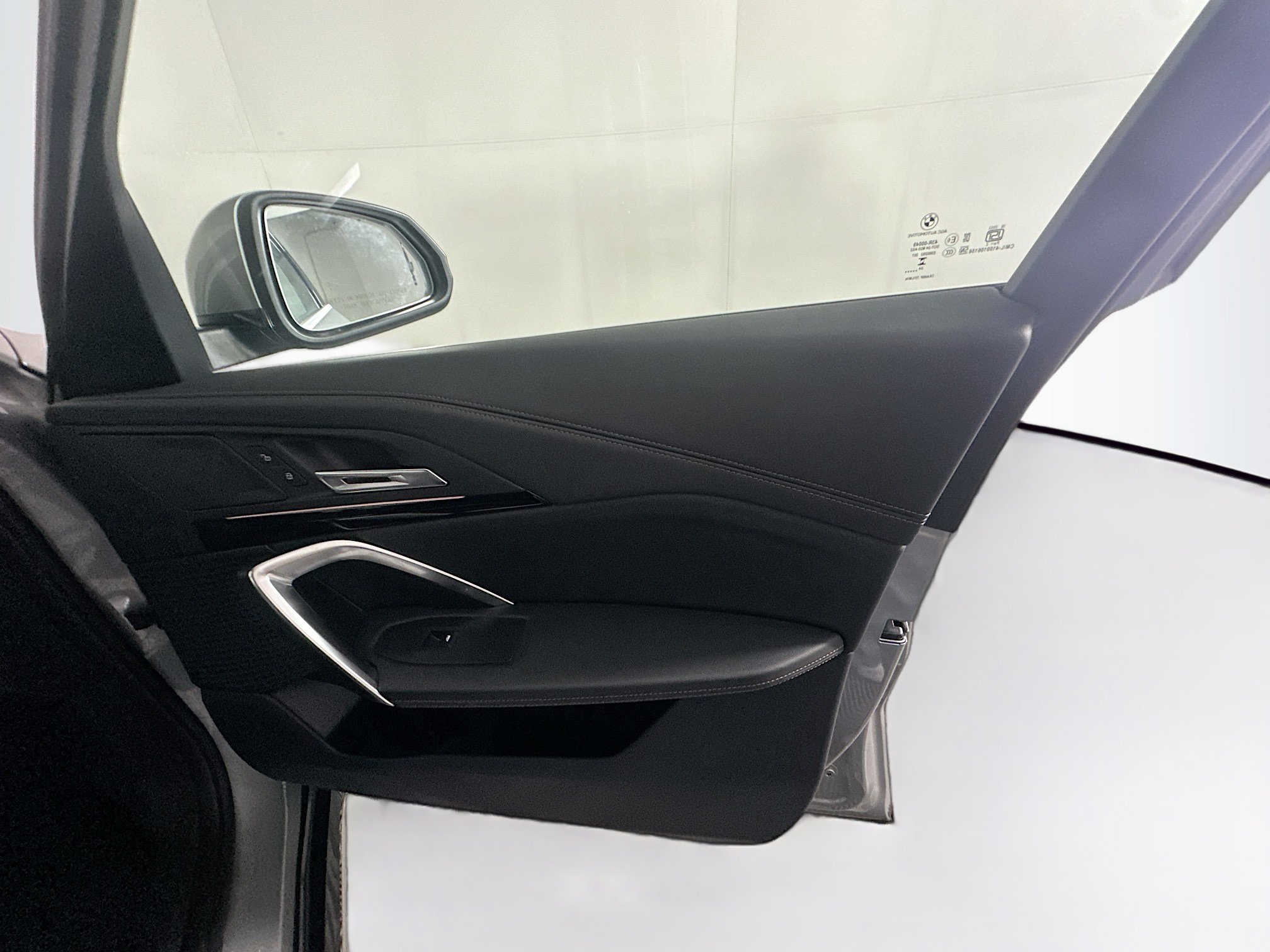 Used 2025 BMW X1 xDrive28i image 32