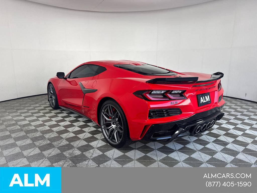 Used 2024 Chevrolet Corvette Z06 w/ Stealth Interior Trim Package RWD image 9