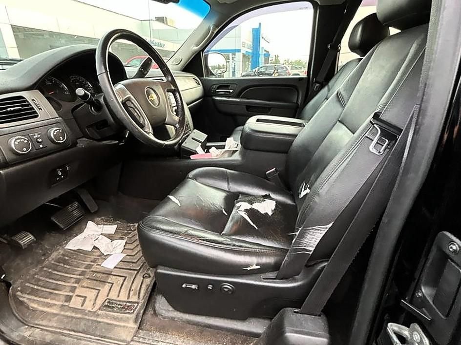 Used 2013 Chevrolet Silverado 1500 LTZ w/ LTZ Plus Package AWD/4WD image 8
