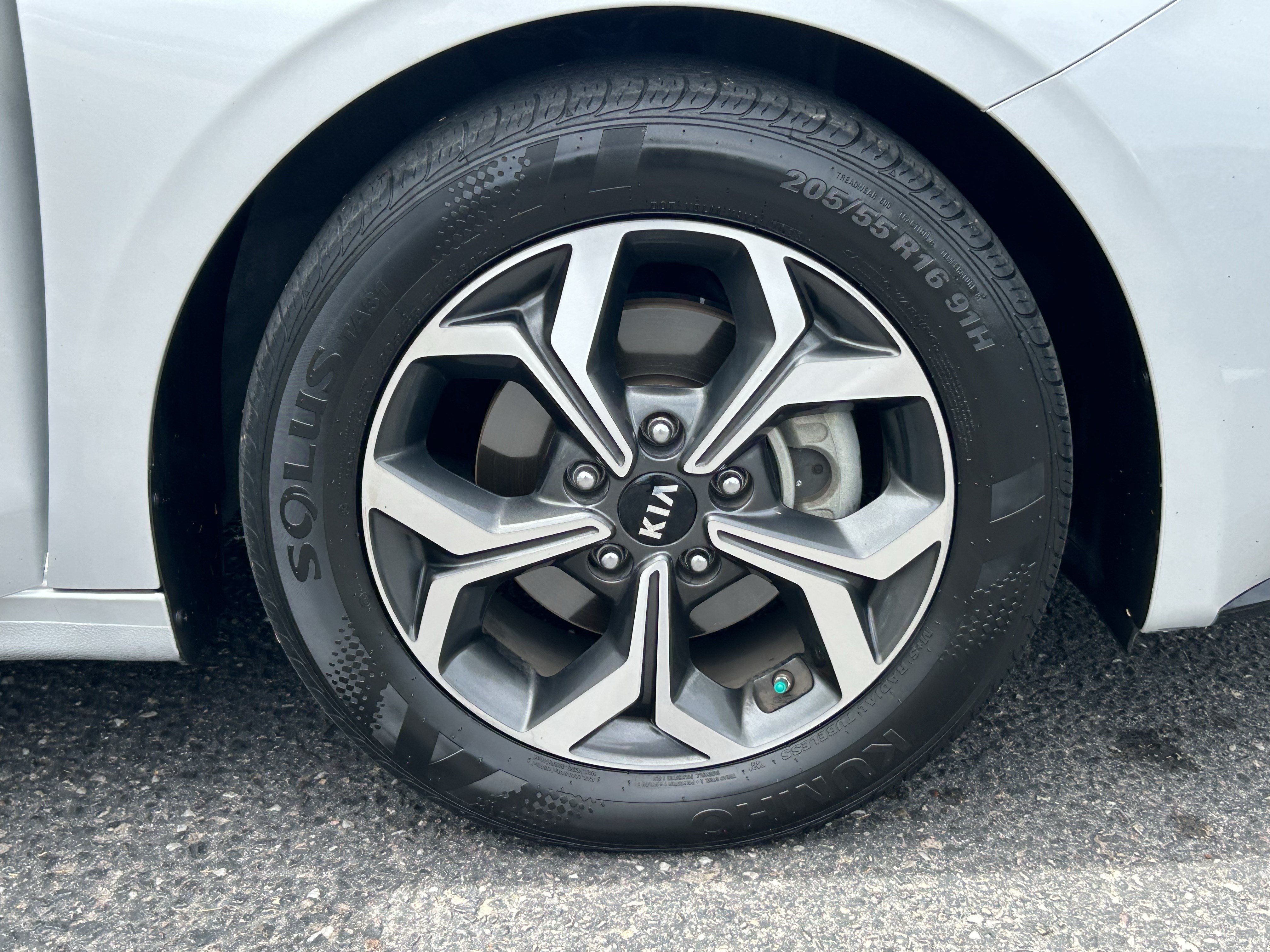 Used 2021 Kia Forte LXS FWD image 7