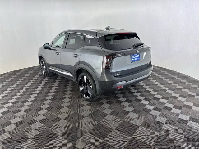 Used 2025 Nissan Kicks SR FWD image 9