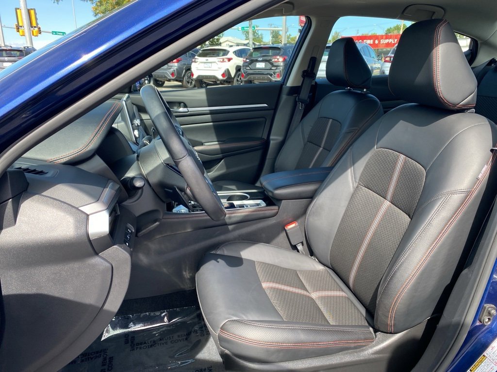 Used 2024 Nissan Altima 2.5 SR image 11