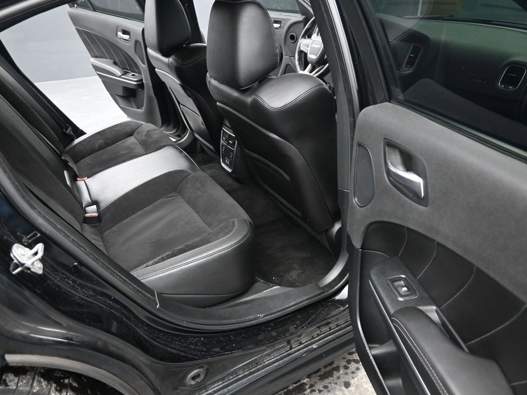 Used 2018 Dodge Charger R/T Scat Pack w/ Dynamics Package image 28