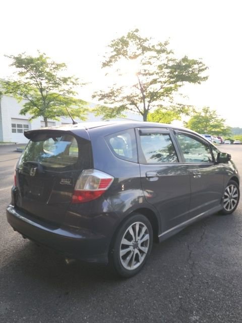 Used 2013 Honda Fit Sport image 3