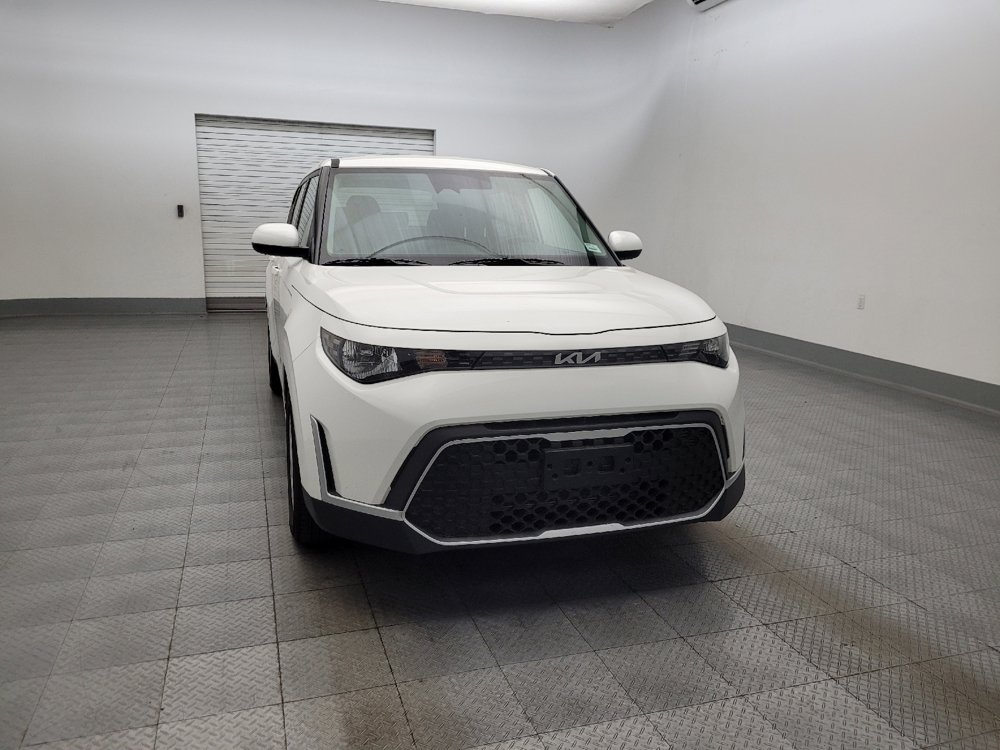 Used 2025 Kia Soul LX image 14