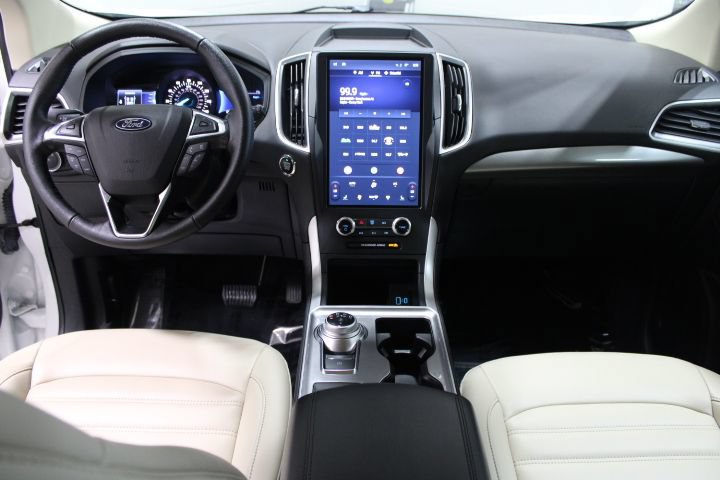 Used 2024 Ford Edge SEL w/ Cargo Accessory Package AWD/4WD image 29