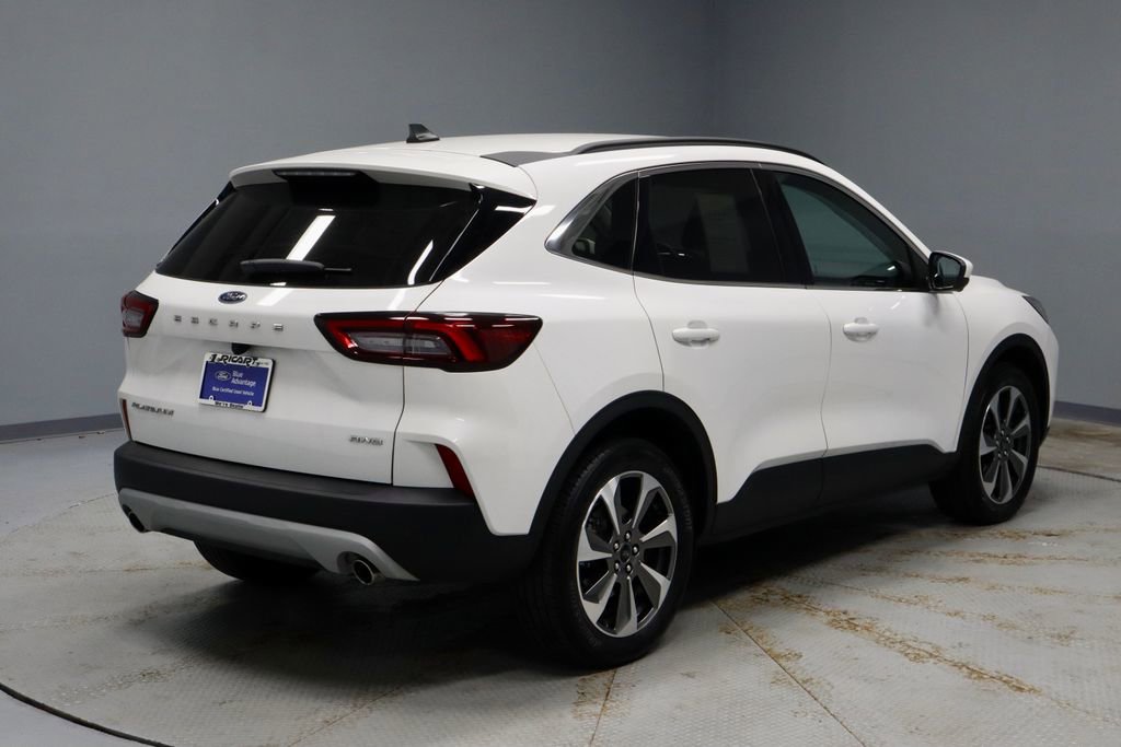 Certified 2023 Ford Escape Platinum AWD/4WD image 13