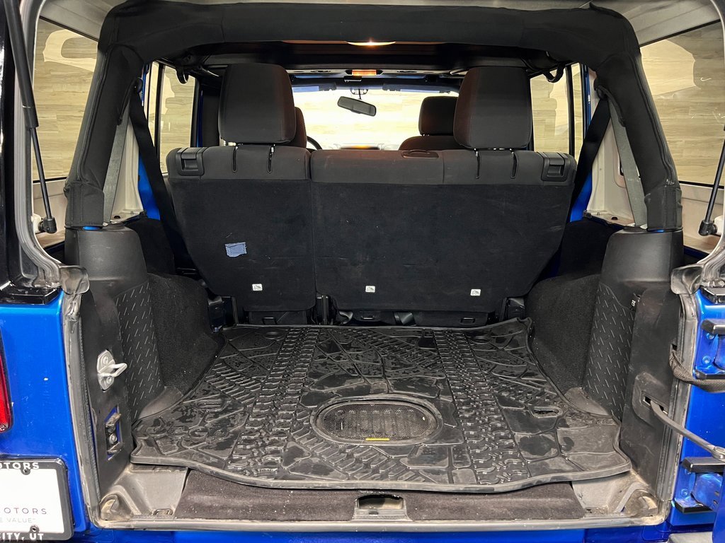 Used 2016 Jeep Wrangler Unlimited Sport image 21