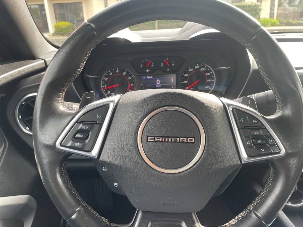 Used 2020 Chevrolet Camaro LT image 27