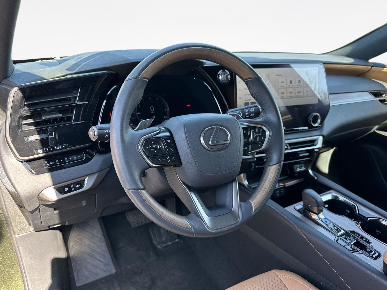 Used 2023 Lexus RX 350 Premium w/ Accessory Package image 11