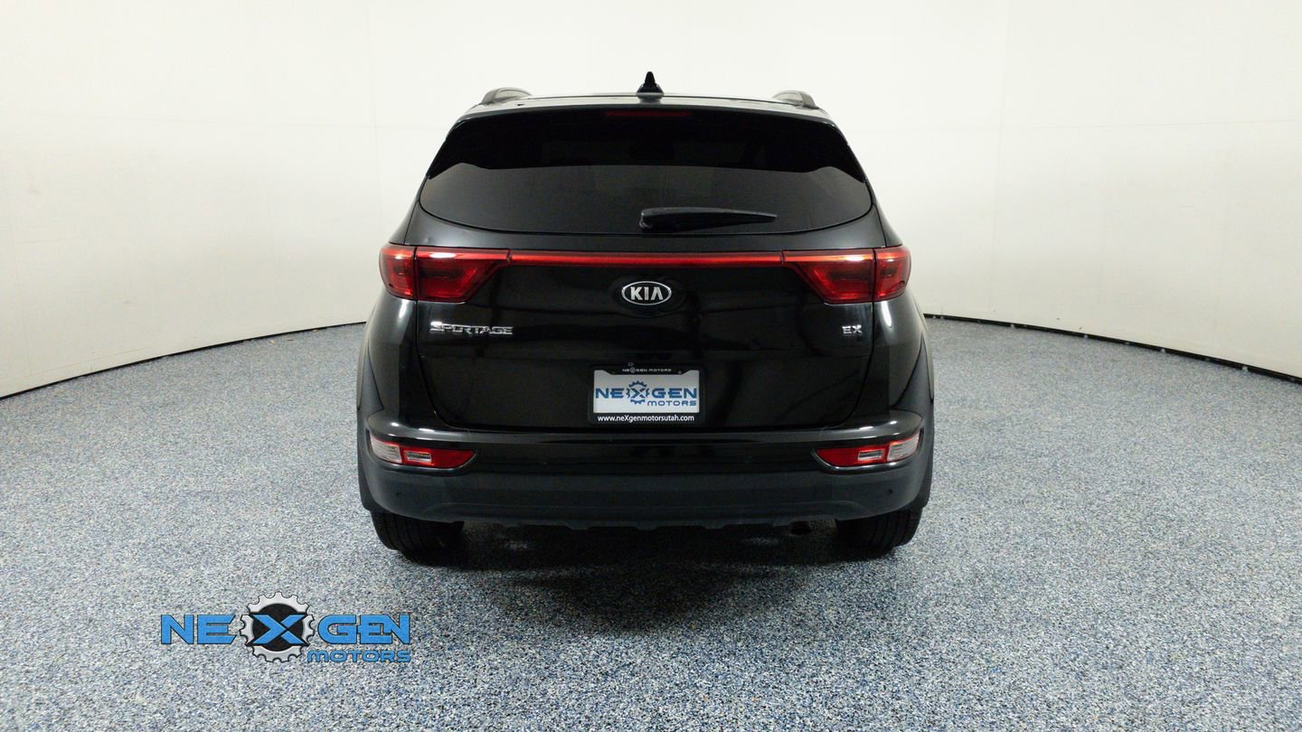 Used 2018 Kia Sportage EX w/ Option Group 040 image 6
