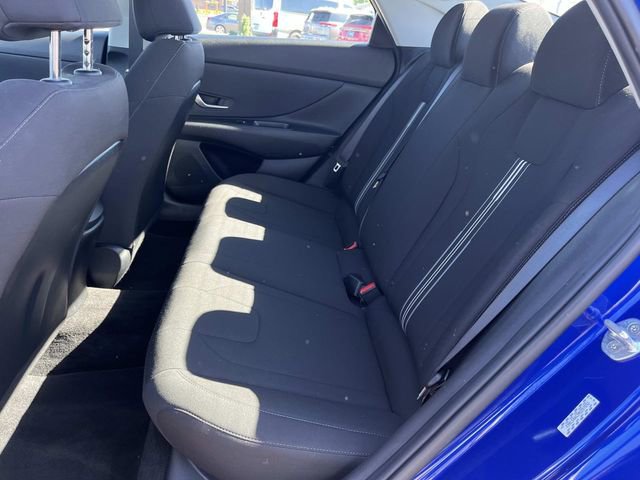 Certified 2022 Hyundai Elantra SEL w/ Convenience Package FWD image 17