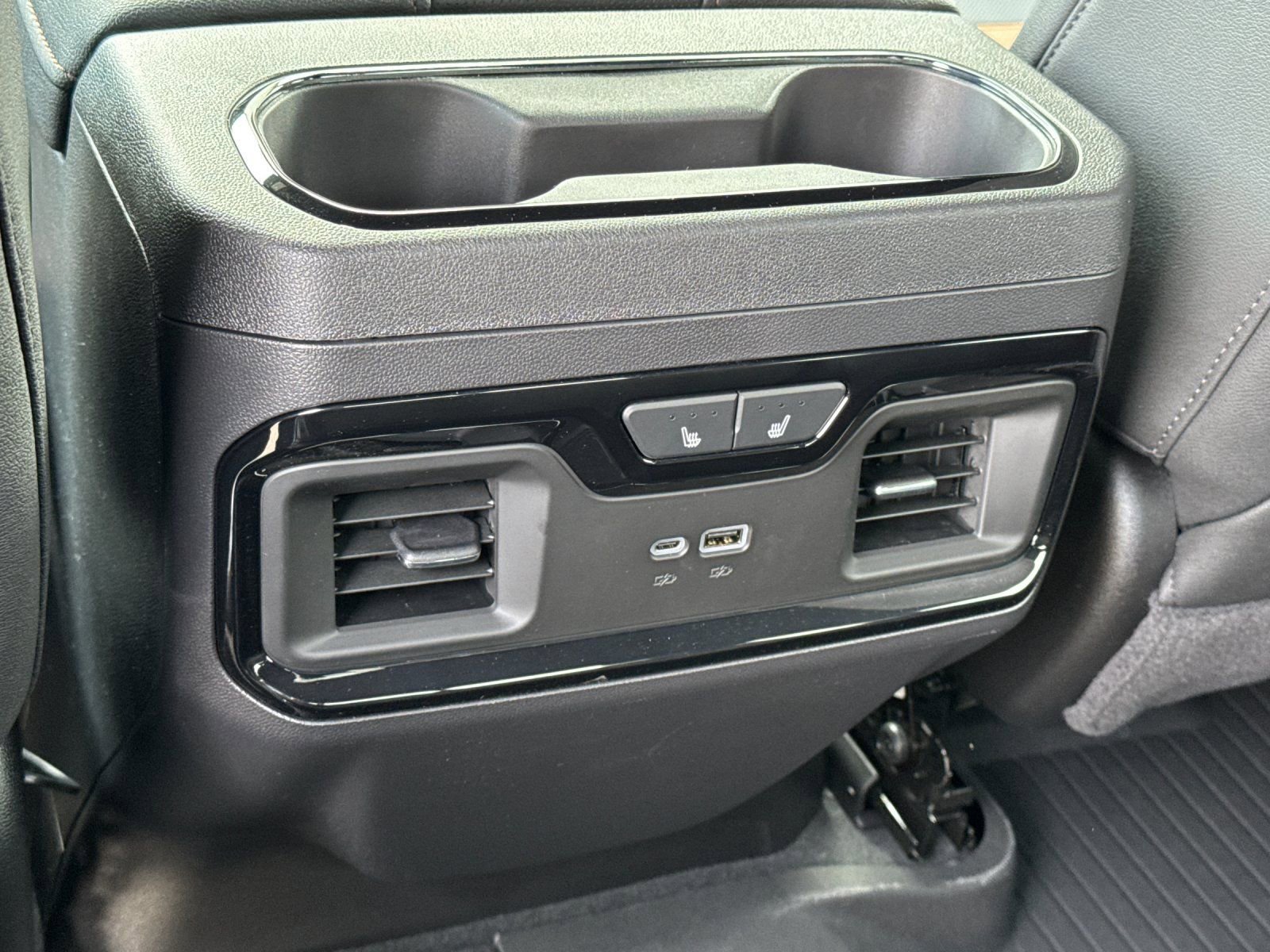 New 2026 GMC Sierra 1500 AT4 w/ AT4 Premium Package image 13