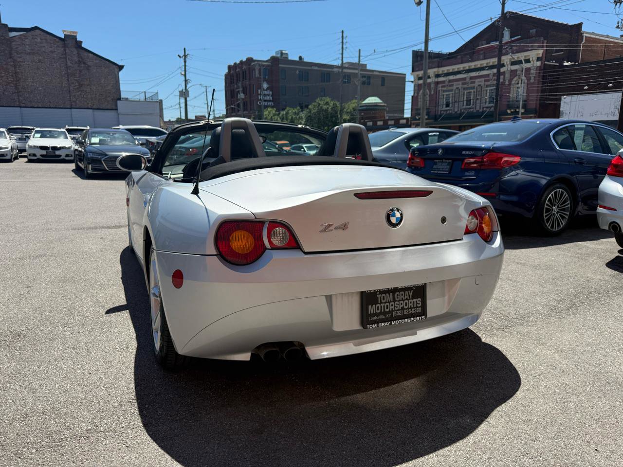 Used 2003 BMW Z4 3.0i RWD image 4