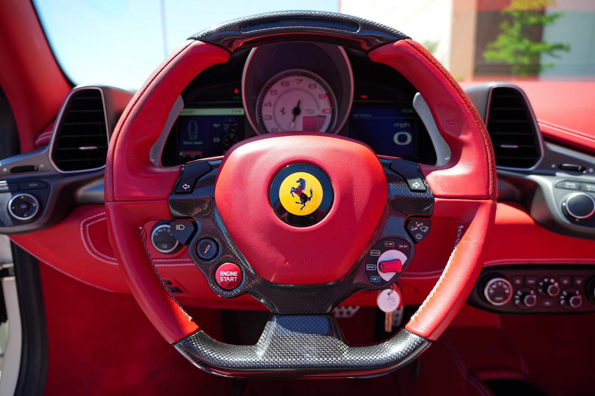 Used 2013 Ferrari 458 Spider RWD image 15
