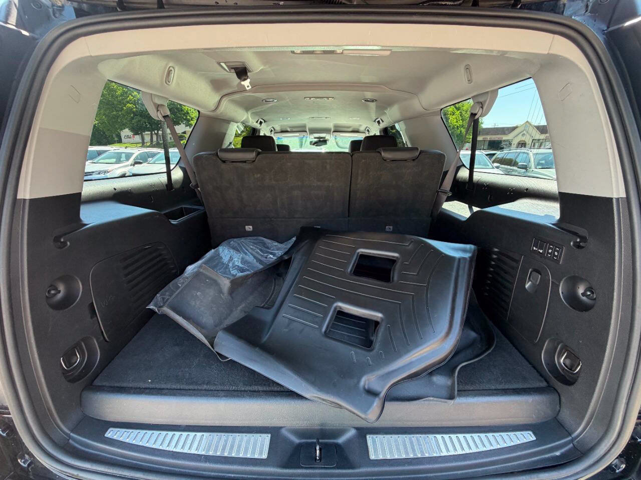 Used 2019 Chevrolet Suburban 3500 LT AWD/4WD image 36