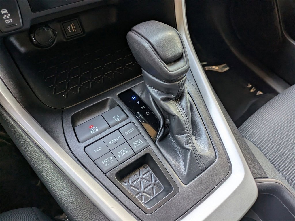 Used 2024 Toyota RAV4 LE image 20